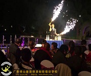 [碧桂园钻石湾何府宴会]被聘请花式调酒演出