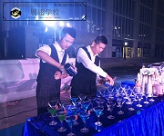 调酒师培训_中交.汇通中心调酒师学员实践
