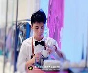 IMM尹默品牌服装促销活动特邀请展翅咖啡学员到现场3D咖啡打印